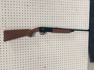 lot 27 image: Daisy Model 840 BB Gun