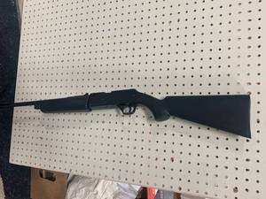 lot 28 image: Daisy Power Line 856 Bb .177 Pellet Gun