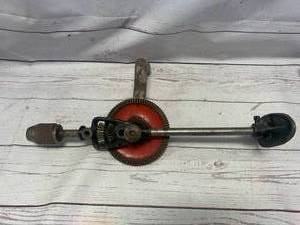 lot 37 image: Vintage Mohawk Shelborne Breast Shoulder Drill