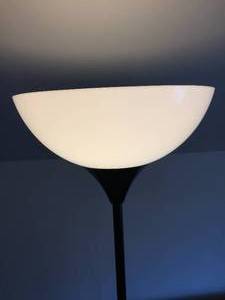 lot 66 image: Floor Lamp