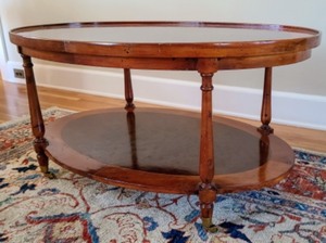 lot 7 image: Oval Coffee Table