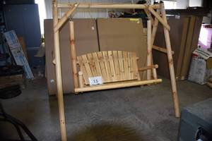 lot 14 image: CASTLECREEK 4 Log Swing, 2 Person