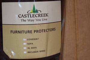 lot 20 image: Castlecreek Furniture Protector LOVE SEAT
