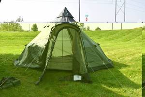 lot 29 image: Guide Gear Deluxe 18 x 18 Teepee Tent