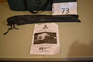lot 73 image: Guide Gear Full Size Truck Tent