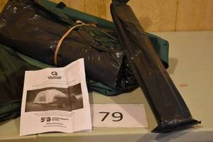 lot 79 image: Guide Gear Compact Truck Tent