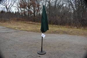 lot 80 image: CASTLECREEK 8 Half Round Patio Umbrella