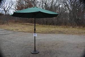 lot 83 image: CASTLECREEK 9 Market Patio Umbrella