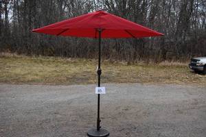 lot 84 image: CASTLECREEK 8 Half Round Patio Umbrella