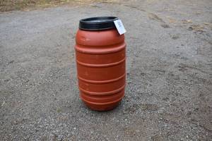 lot 89 image: U.S. Military Surplus Waterproof Food Grade 58 Gallon Barrel, Used