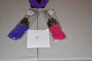 lot 193 image: Costume Jewelry perfect for Christmas time gift for the loved one in your life