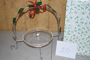 lot 209 image: Center Table Display for Christmas