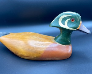 lot 40 image: Wood Duck Carving