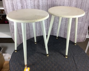 lot 169 image: Set of 2 White Wooden Tables