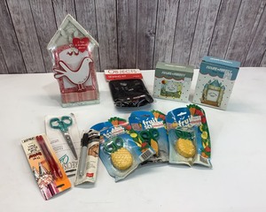 lot 61 image: Stationary, etc