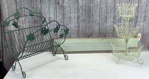 lot 41 image: Wall Shelf and Home Lot