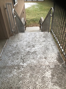 ALUMINUM STAIRSPLATFORM