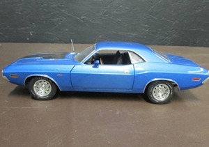 DIE CAST CAR