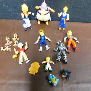 DRAGON BALL Z FIGURES