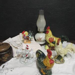 VINTAGE LOT OF 5 ROOSTERS