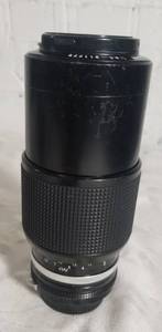 lot 74 image: Nikon Zoom-Nikkor 80-200mm f4.5 Telescopic Lens