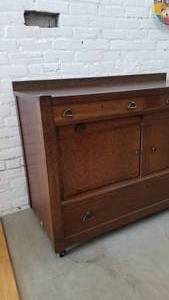 lot 90 image: Antique Prairie Style Mission Buffet Server Cabinet