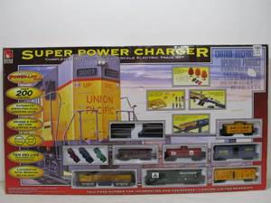 New In Box LIFE-LIKE Union Pacific HO Train Set