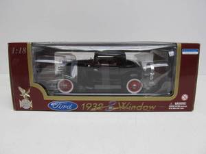 Road Legends 1932 Ford 3-Window