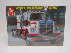 NOS Vintage AMT White Western Star Semi Truck