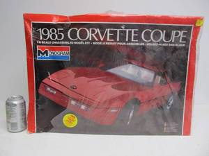 LARGE Monogram 1985 Corvette Coup