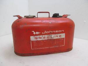lot 2 image: Johnson outboard motor gas tank