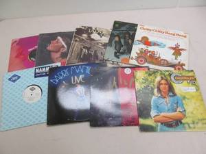 lot 19 image: record albums