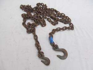 lot 30 image: log chain