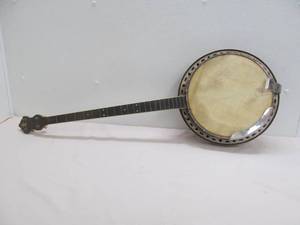 lot 45 image: vintage banjo