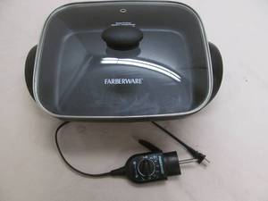 lot 61 image: faberware electric skillet