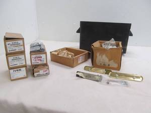 lot 72 image: hardware