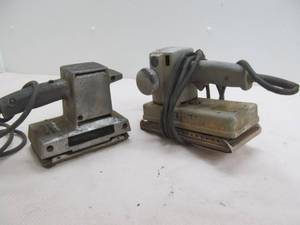 lot 79 image: craftsman ,power craft sander