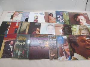 lot 89 image: record albums
