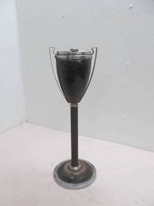 lot 101 image: vintage pedstal ashtray