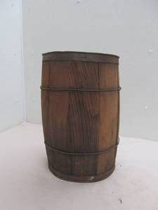 lot 111 image: wood keg