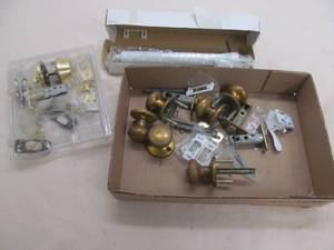 lot 172 image: Door knobs, hardware