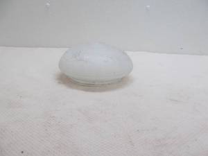 lot 186 image: Vintage ceiling globe