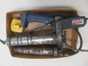 lot 225 image: Grease guns