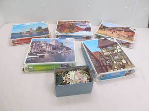 lot 239 image: Assortment of puzzles