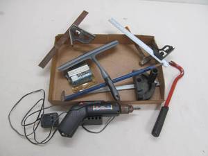 lot 247 image: Variety of tools