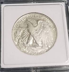 1940-S WALKING LIBERTY HALF DOLLAR BLACK CASE