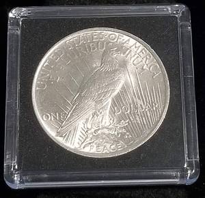 1924 PEACE SILVER DOLLAR BU BLACK CASE