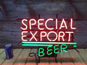 lot 3 image: Vintage Special Export Beer Neon Light