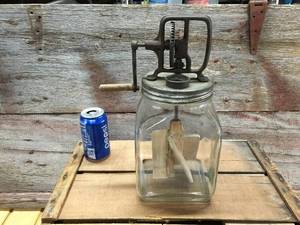 lot 10 image: Antique Butter Beater Jar