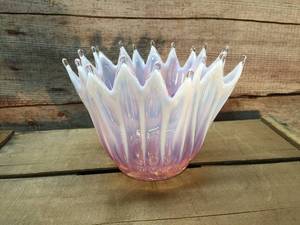 lot 55 image: Stunning Fostoria Opalescent Pink Heirloom RuffledRibbed Center BowlVase